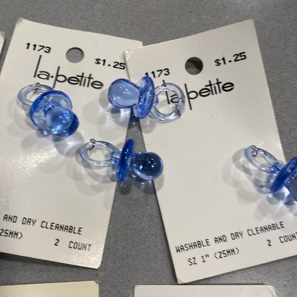 Bundle of Buttons Baby Craft Nursery Sewing Novelty NWT - Picture 11 of 11